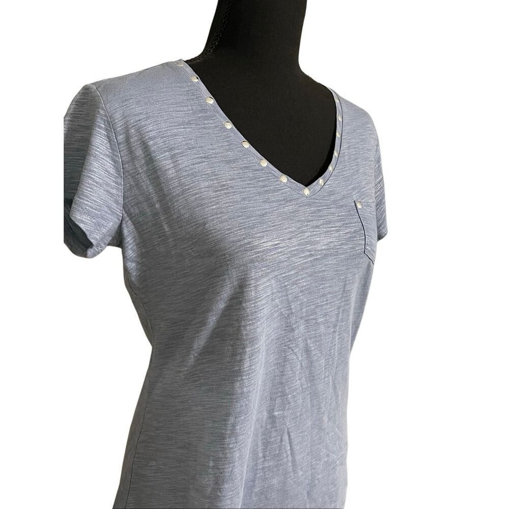 Seven7 Women’s S/S V-Neck Studded Metallic Design T-Shirt/Top